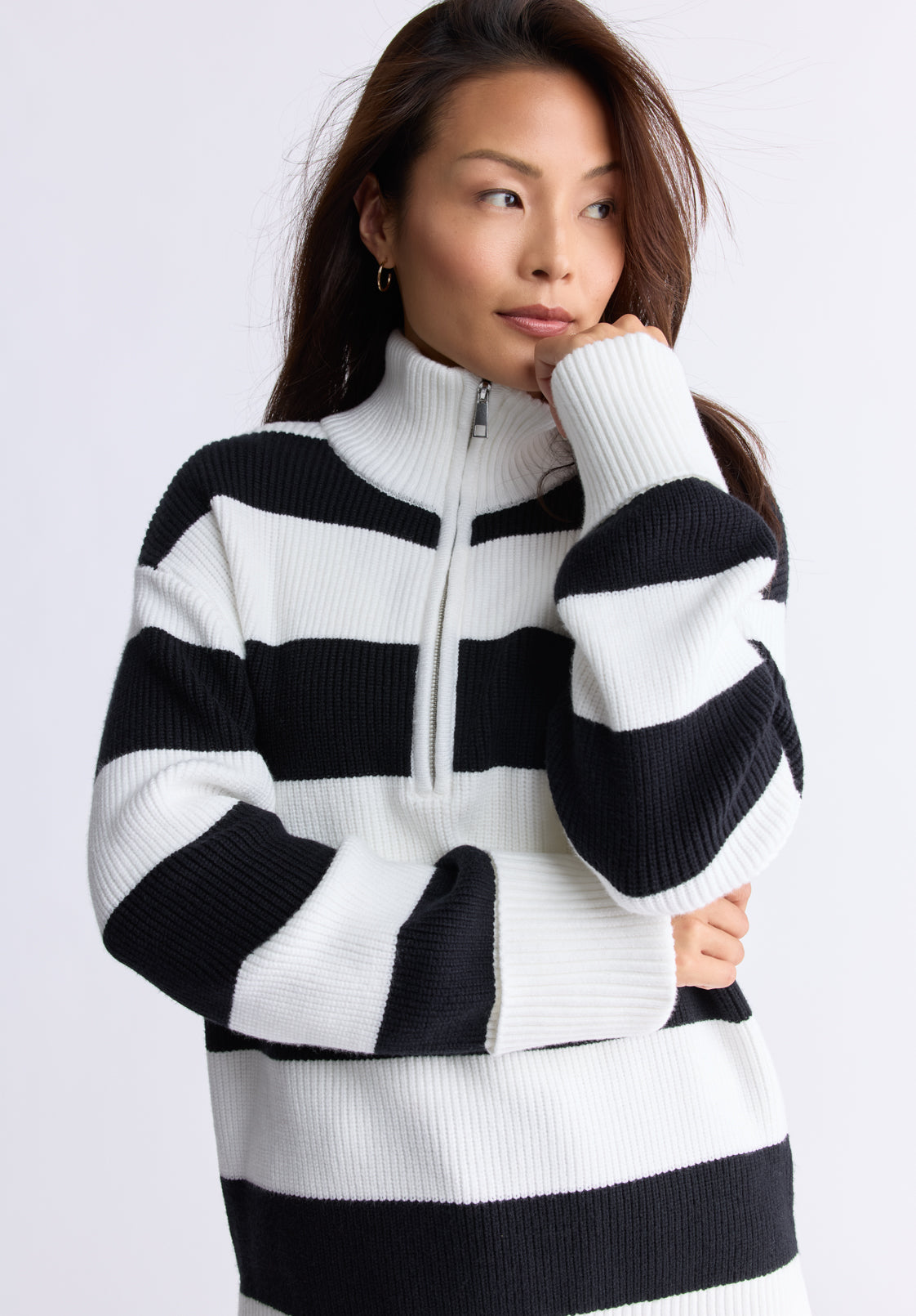 Storme Women's Striped Quarter-zip Oversized Sweater. Black & White - SW0089H