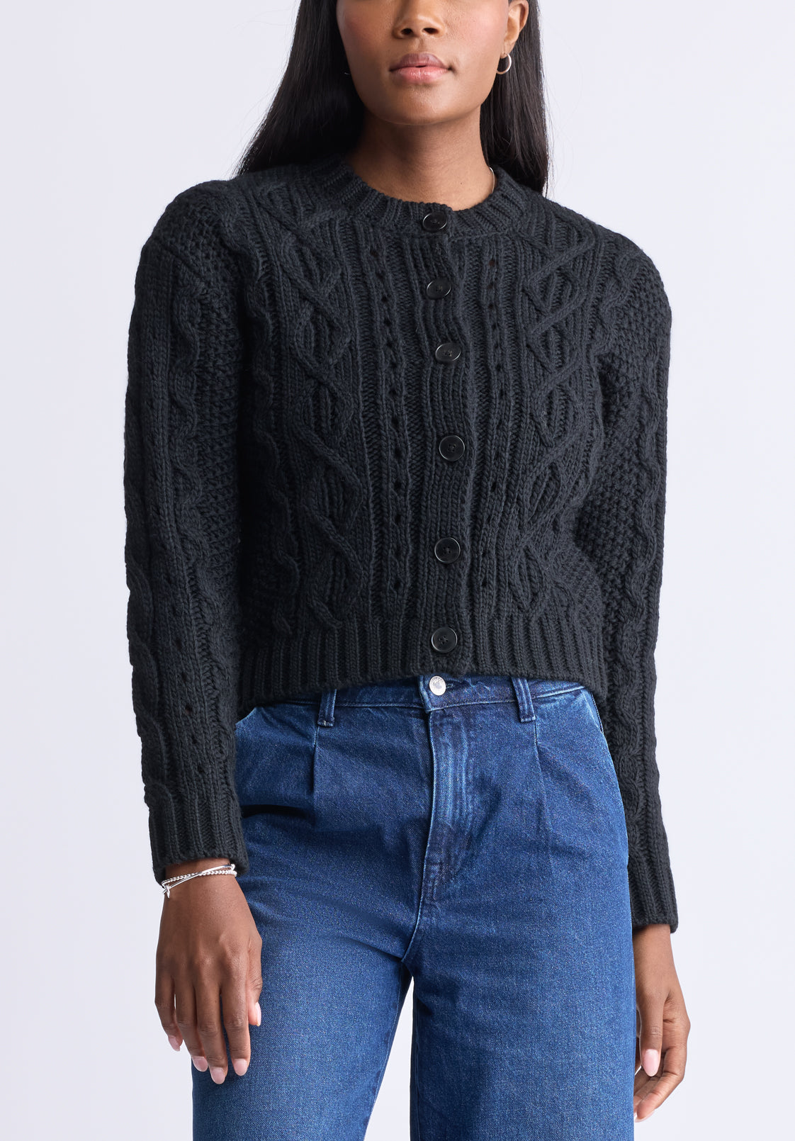 Temperance Women's Cable-Knit Button-Up Cardigan. Black - SW0096F