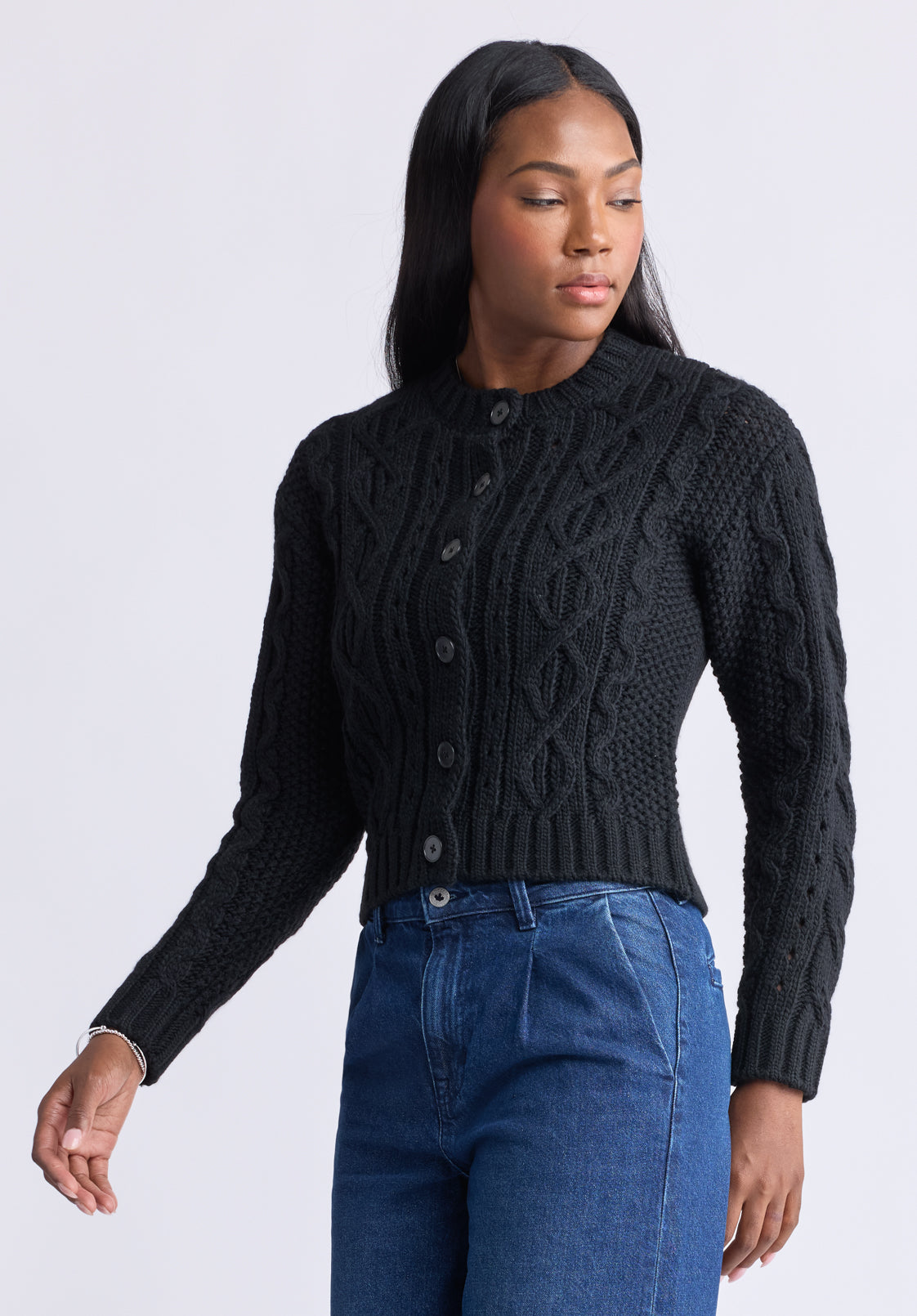 Temperance Women's Cable-Knit Button-Up Cardigan. Black - SW0096F