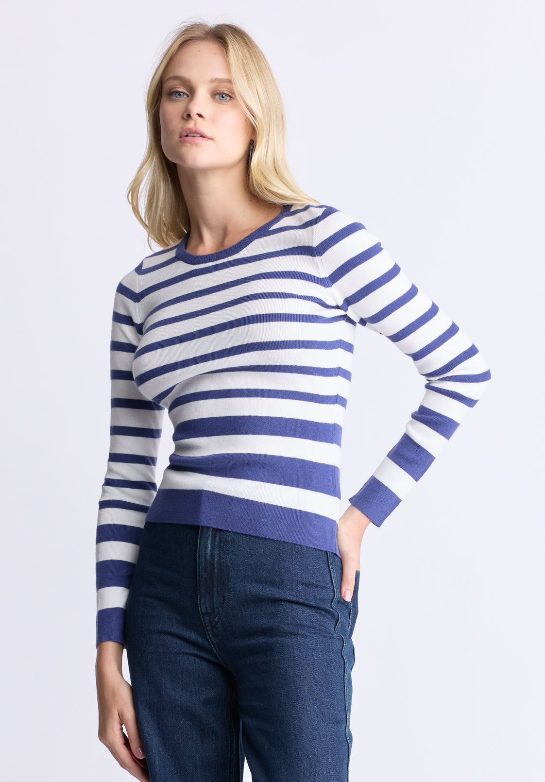 Scotlyn Women's Striped Long-Sleeve Sweater. White & Blue - SW0103H